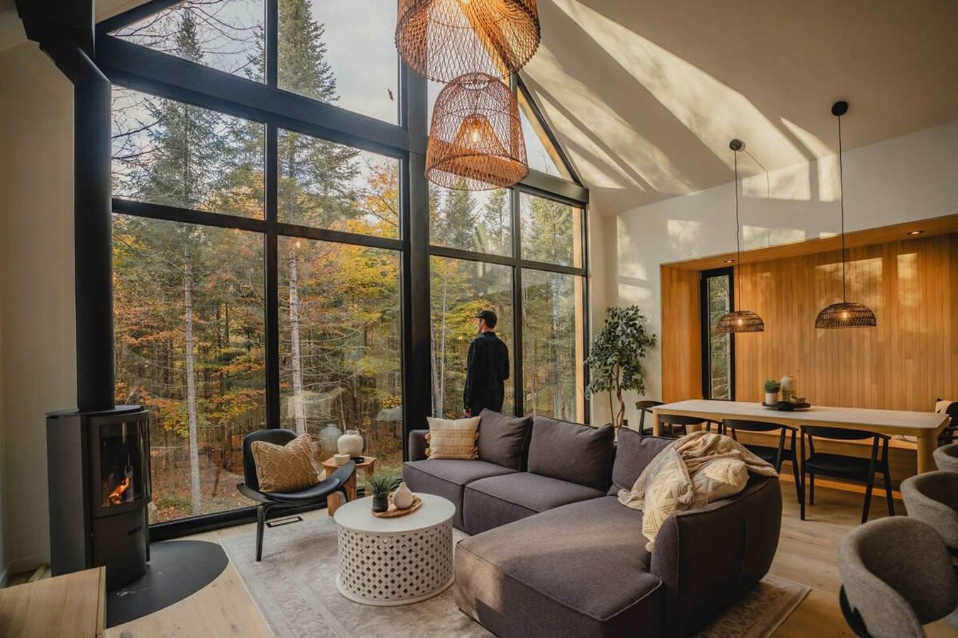 Naro Cabin in Laurentides in Lac-Supérieur, Quebec