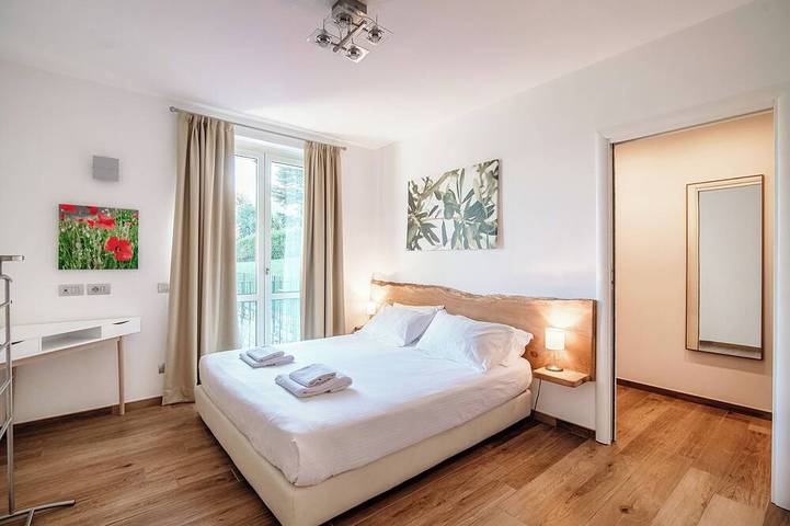 Villa pour 10 personnes, avec balcon ainsi que jacuzzi et jardin à Bellagio - 2