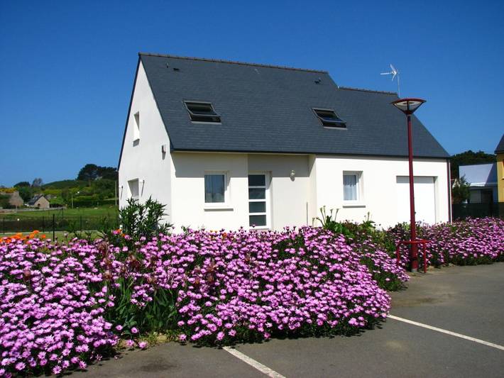 Gîte pour 5 personnes, avec jardin dans L Armor