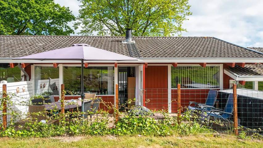 Ferienhaus für 5 Personen, mit Pool und Garten
