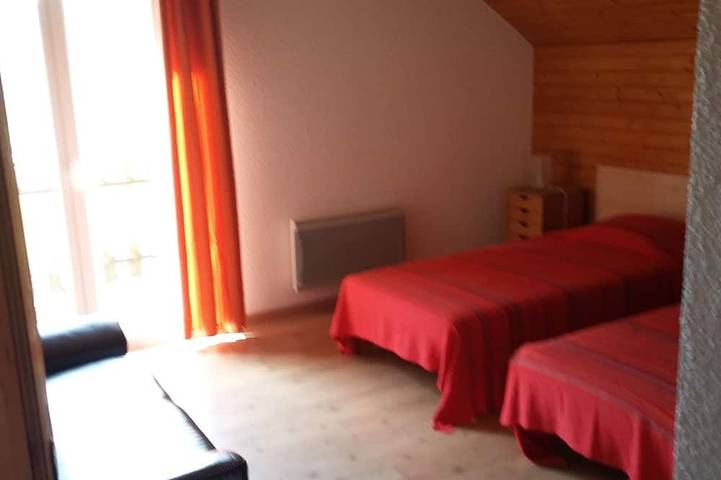 Gîte pour 8 personnes, avec balcon et jardin à Plainfaing - 4