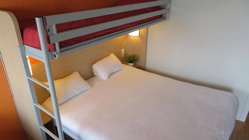 Hôtel pour 2 personnes, avec terrasse et jardin, animaux acceptés à Chaintré