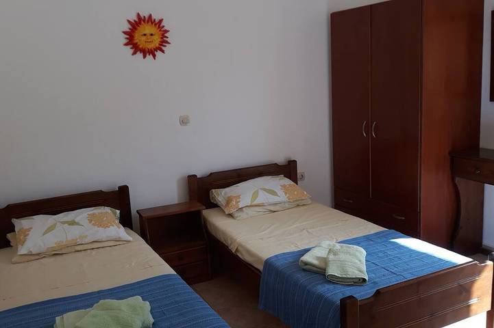 Location de vacances pour 6 personnes, avec Balcon ainsi que Jardin et Piscine dans Almirida - 4