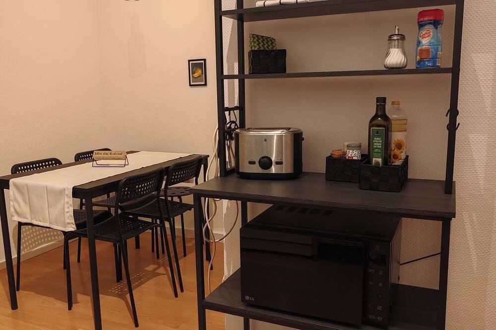 Ganze Wohnung, Owl - Gemütliches Apartment mit 3 Schlafzimmern für bis zu 6 Personen. in Durlach, Karlsruhe