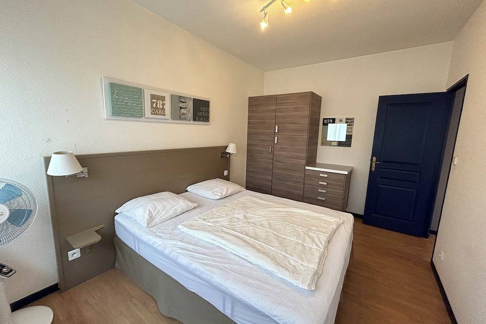 Entire apartment, Apartment, sleeps 4, near the spa and lake, Thonon-les-Bains in Thonon-les-Bains, Thonon-les-Bains region