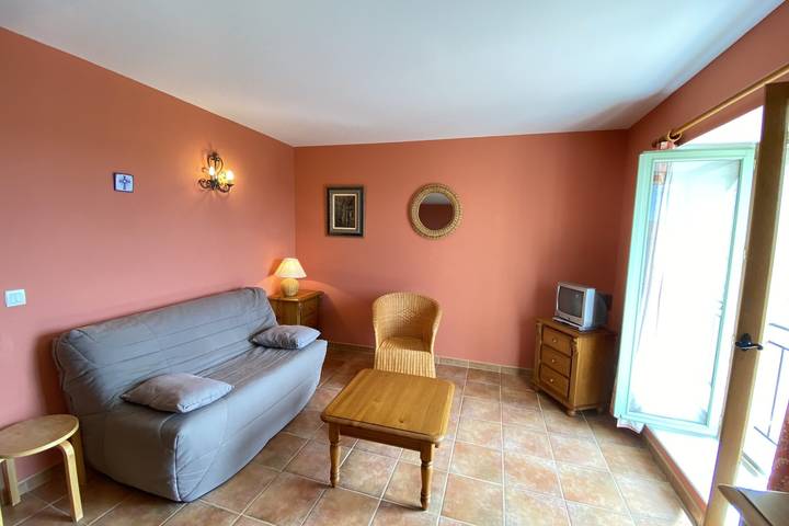 Studio pour 2 personnes, avec jardin ainsi que piscine et terrasse - 1