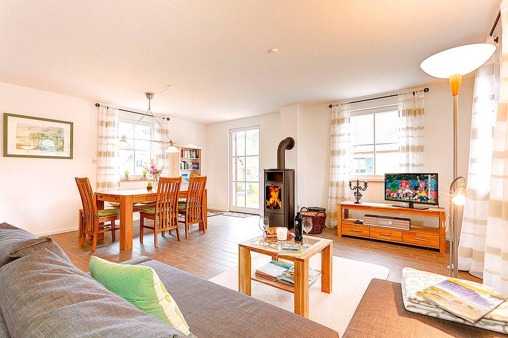 D 120.012 - Strandhus Woge in Ostseebad Glowe, Glowe