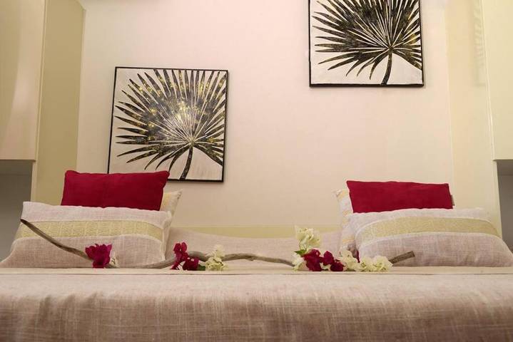 Location de vacances pour 2 personnes, avec piscine et bassin pour enfant ainsi que vue et jardin à Sainte-Luce - 2