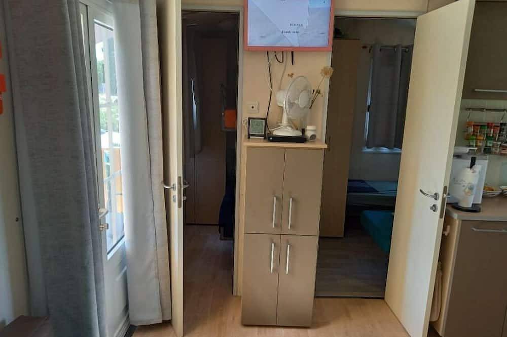 Mobil Home à Proximité de la Réserve de Sigean et des Plages de Port la Nouvelle in Sigean, Narbonne region