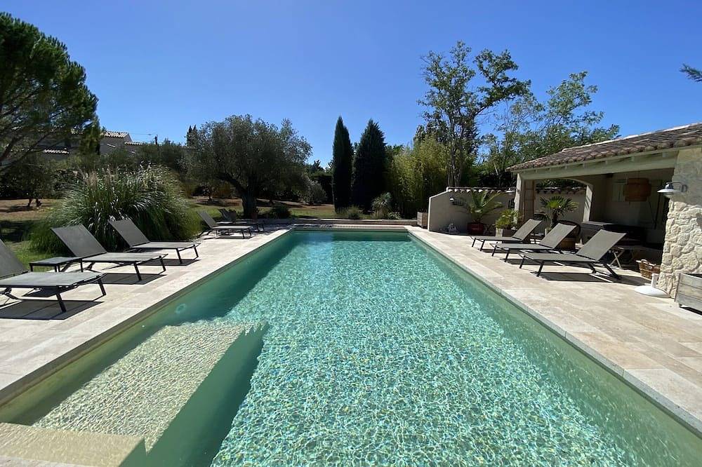 La Sécatée - un havre de paix en Provence, au coeur des Alpilles in Orgon, Arles region