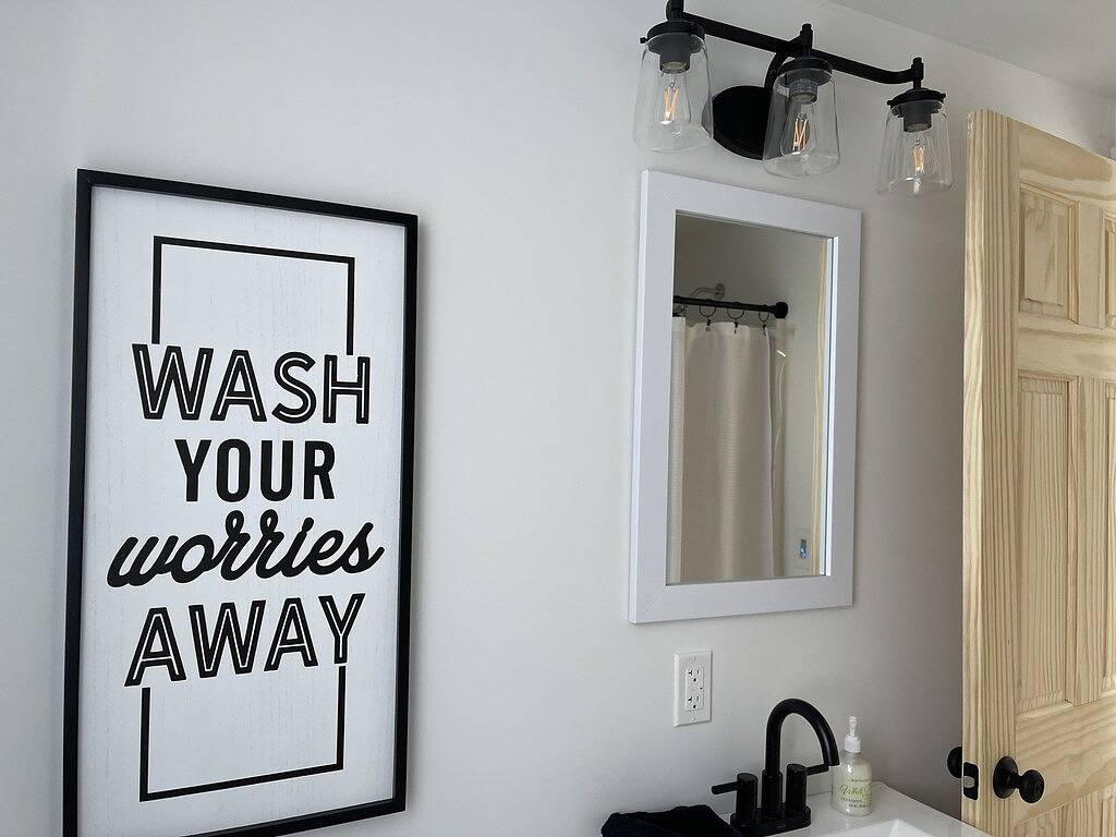 Cozy Cottage located near Czech Village and Newbo areas in Cedar Rapids, Ia in Cedar Rapids, Iowa