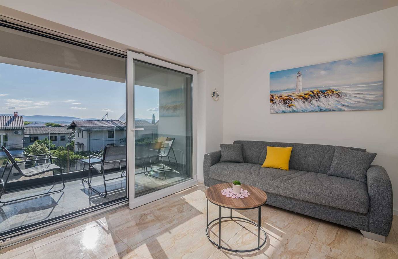 Ganze Wohnung, Apartment Martina 3 im ersten Stock in Malinska-Dubašnica, Krk