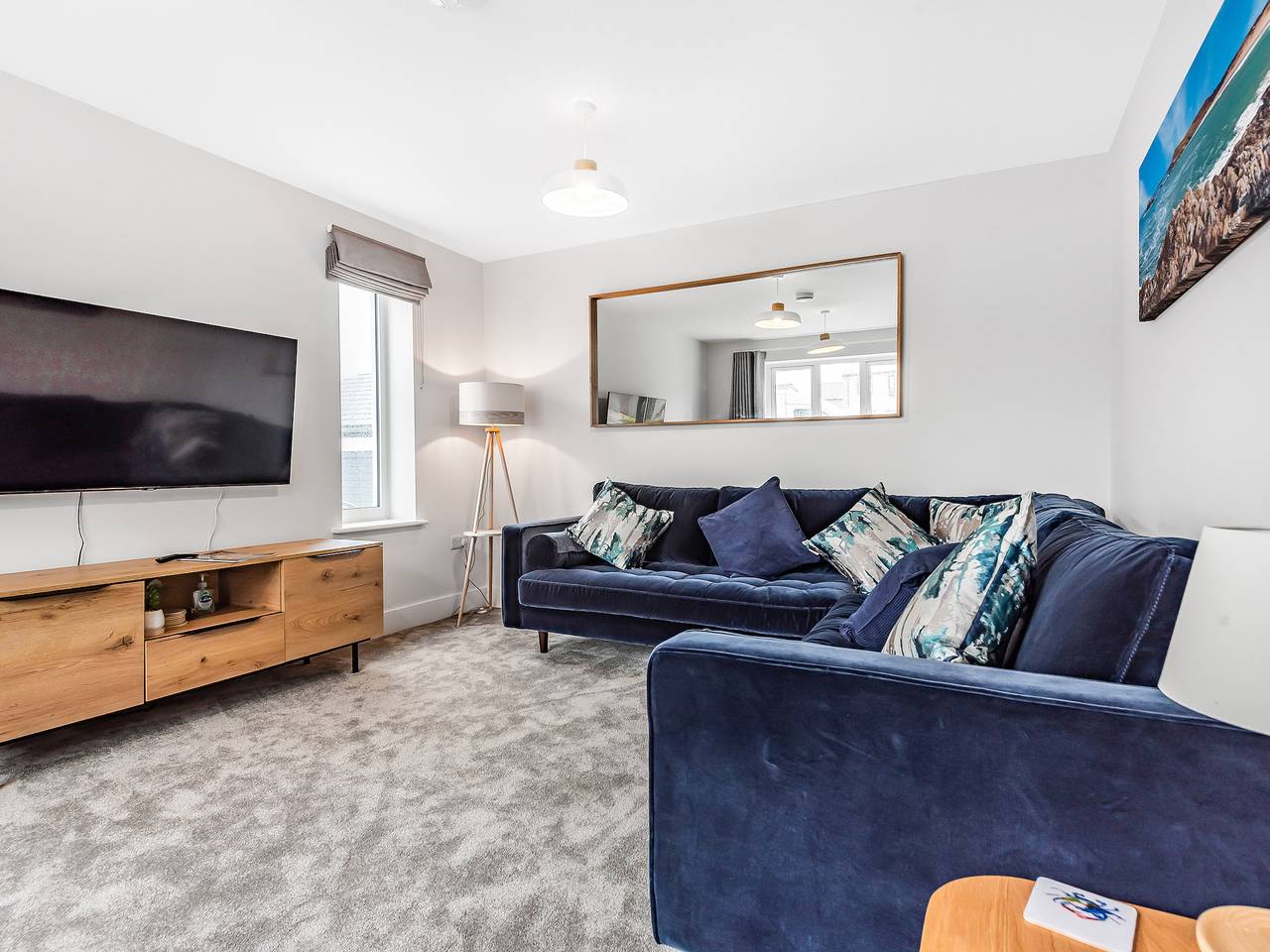 Holiday Home for 8 People in Crantock, Cornwall