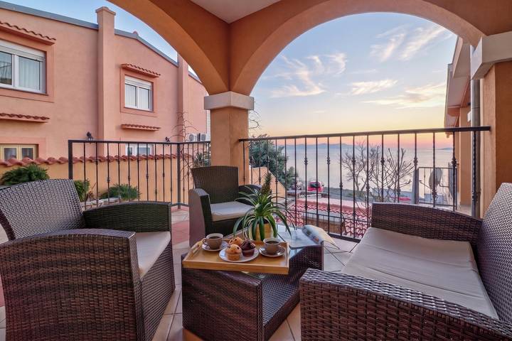 Apartamento entero, Comfy Sunset And Sea View Apt /w Jacuzzi in Senj, Region de Kvarner