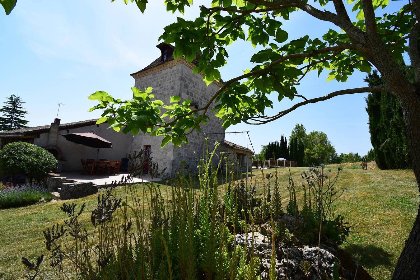 Gîte Le Pigeonnier avec piscine - Dondas, Lot-et-Garonne in Dondas, Région d'Agen