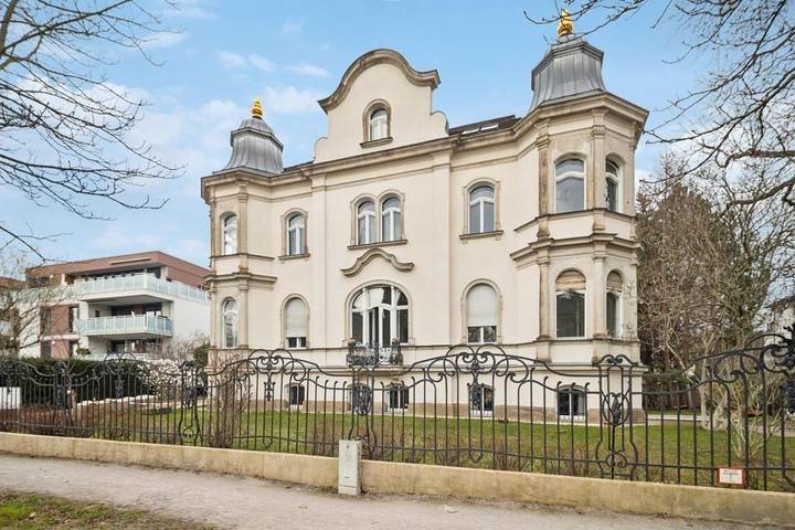 Ferienwohnung für 7 Personen, mit Terrasse und Garten