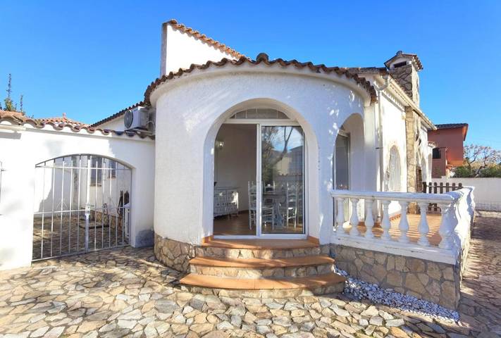 Casa de vacaciones para 4 personas, con terraza, Se admiten mascotas - 1