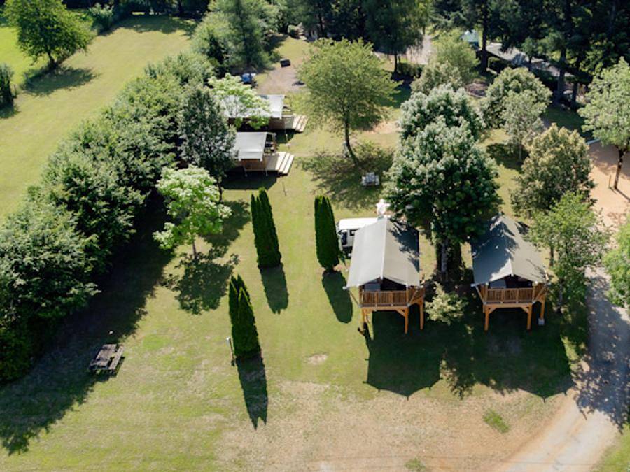 Chalet pour 4 Personnes dans Beaulieu, Région de Mauriac