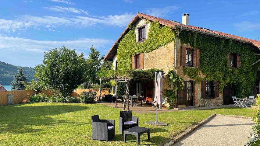 House 'La Ferme Tchoukar' 10 Minutes' Walk from the Lake in Bilieu, Lake Paladru