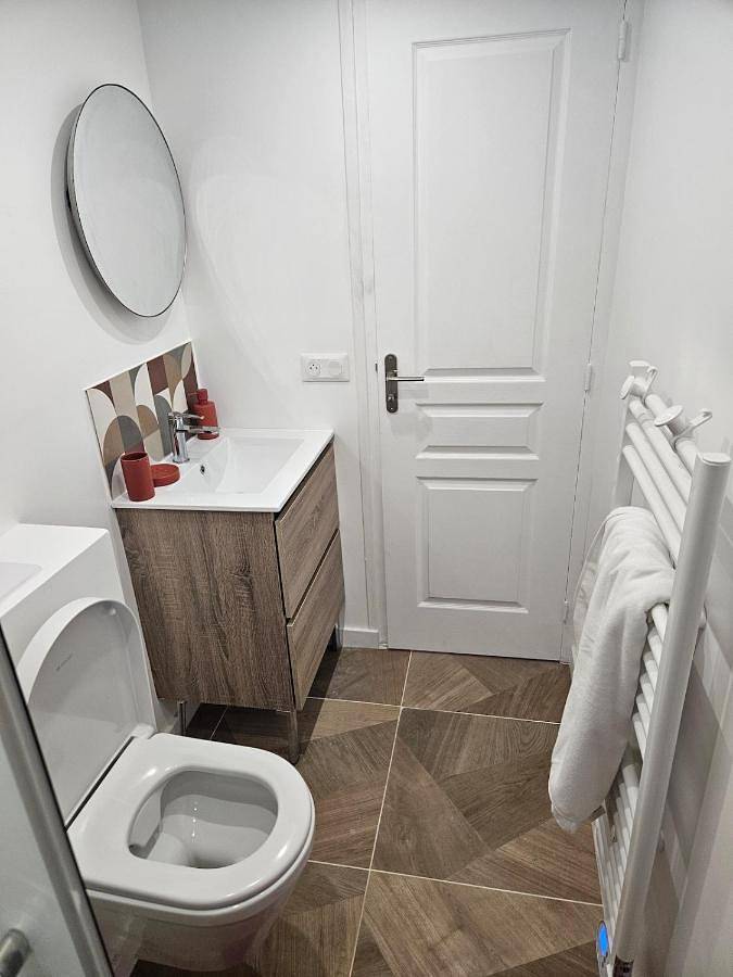 Appartement entier, One-Bedroom Apartment in Morangis, Essonne