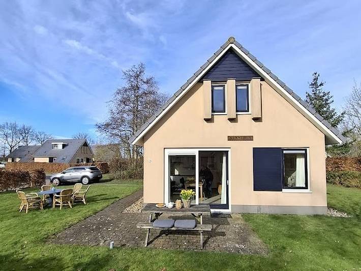 Ferienhaus für 6 Personen, mit Terrasse und Garten - 1