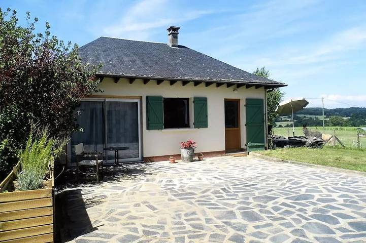 Location de vacances pour 2 personnes, avec terrasse à Sainte-Féréole