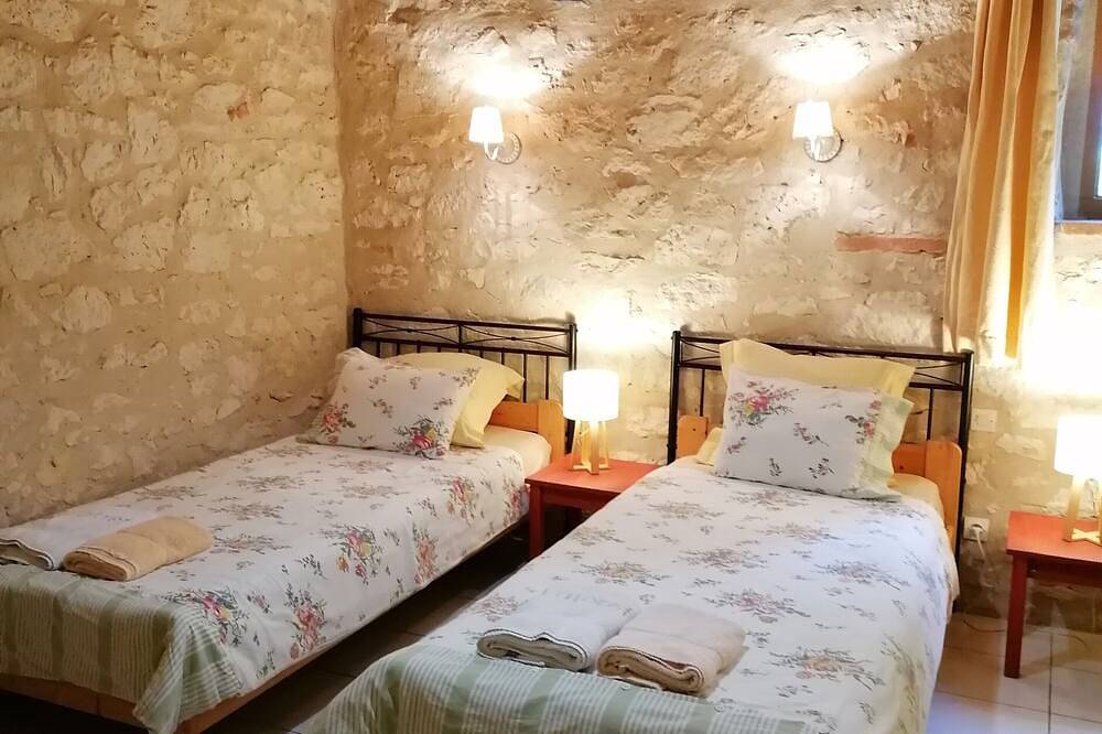 Domaine du roujos - gîte Terra in Beaumont-de-Lomagne, Tarn-et-Garonne