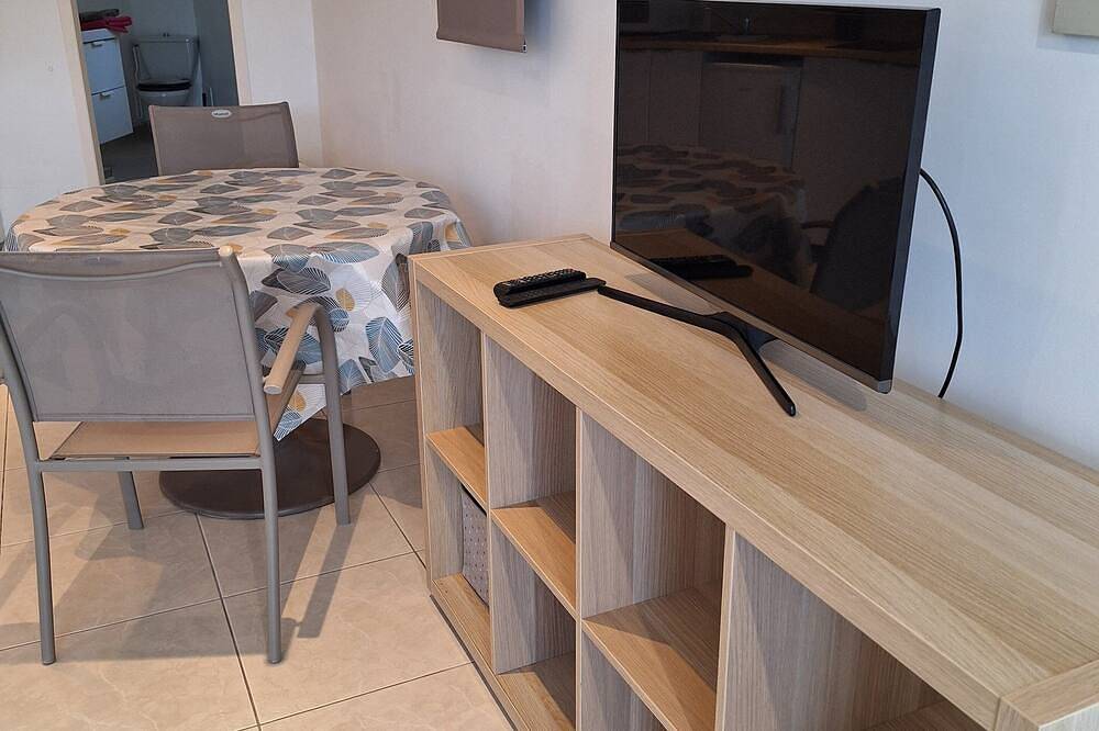 Appartement entier, Studio d'hôtes les libellules, parking et piscine in Castelnau-le-Lez, Côte méditerranéenne (France)