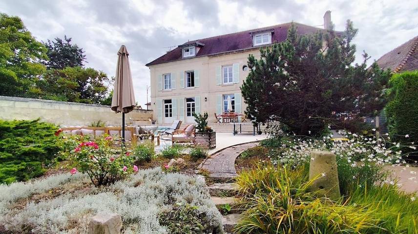 Villa pour 10 personnes, avec jardin et piscine