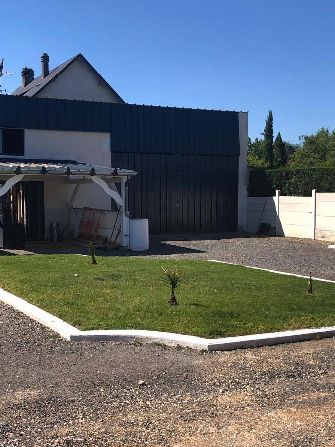 Location de vacances pour 8 personnes, avec jardin à Issoudun - 2