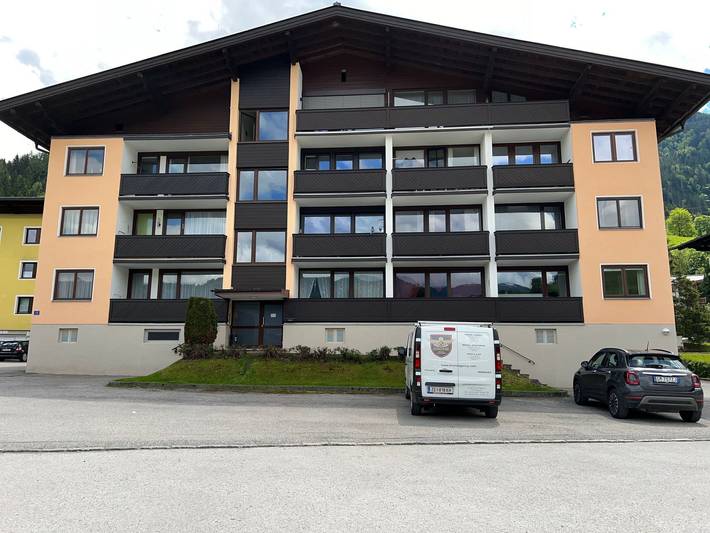 Hütte für 4 Personen, mit Pool und Balkon in Kaprun - 2
