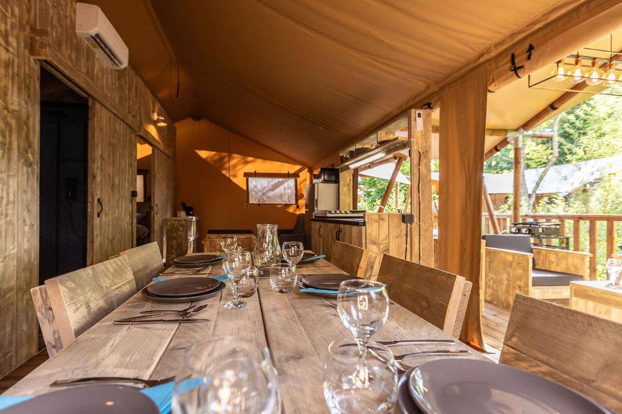 Aloha plage camping 4étoiles in Sampzon, Ardèche