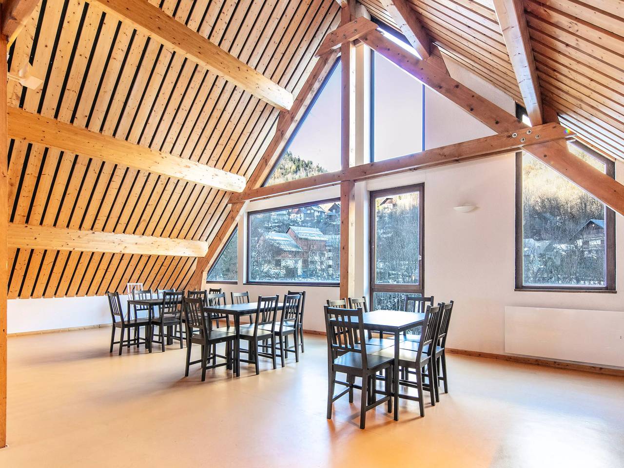 Ganze Wohnung, Ferienwohnung 2 Zimmer 4 Personen in Saint-Colomban-des-Villards, Region Saint-Jean-de-Maurienne