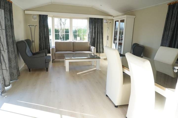 Ferienhaus für 6 Personen, mit Balkon/Terrasse und Terrasse in Groede