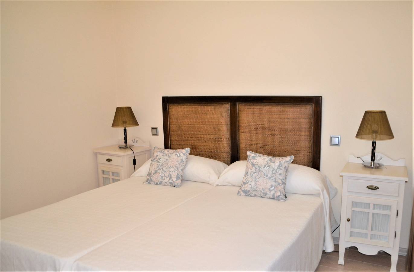 Prächtige Villa in Fernán Caballero mit Privatpool in Fernán Caballero, Ciudad Real Provinz