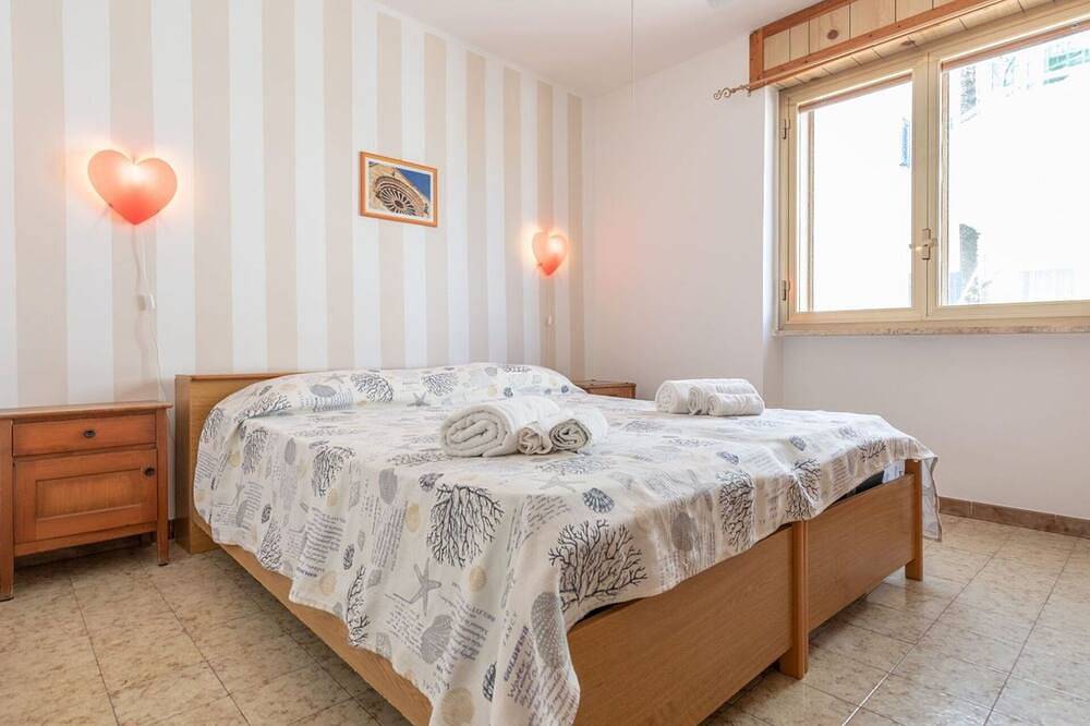 Apartamento entero, Precioso apartamento para 5 personas con A/C, balcón y mascotas permitida in Torre Mozza (Salento), Golfo de Tarento