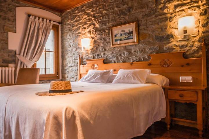 Gîte pour 2 personnes, avec terrasse et vue à Rupit i Pruit - 3