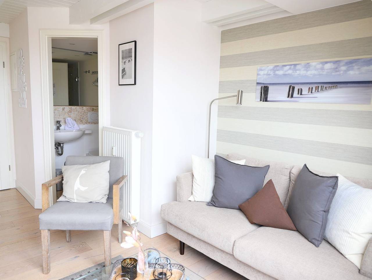 Ganze Wohnung, List – Exklusive Ferienwohnung mit Meerblick, Wlan und Süd-Ost Loggia in List (Sylt), Sylt