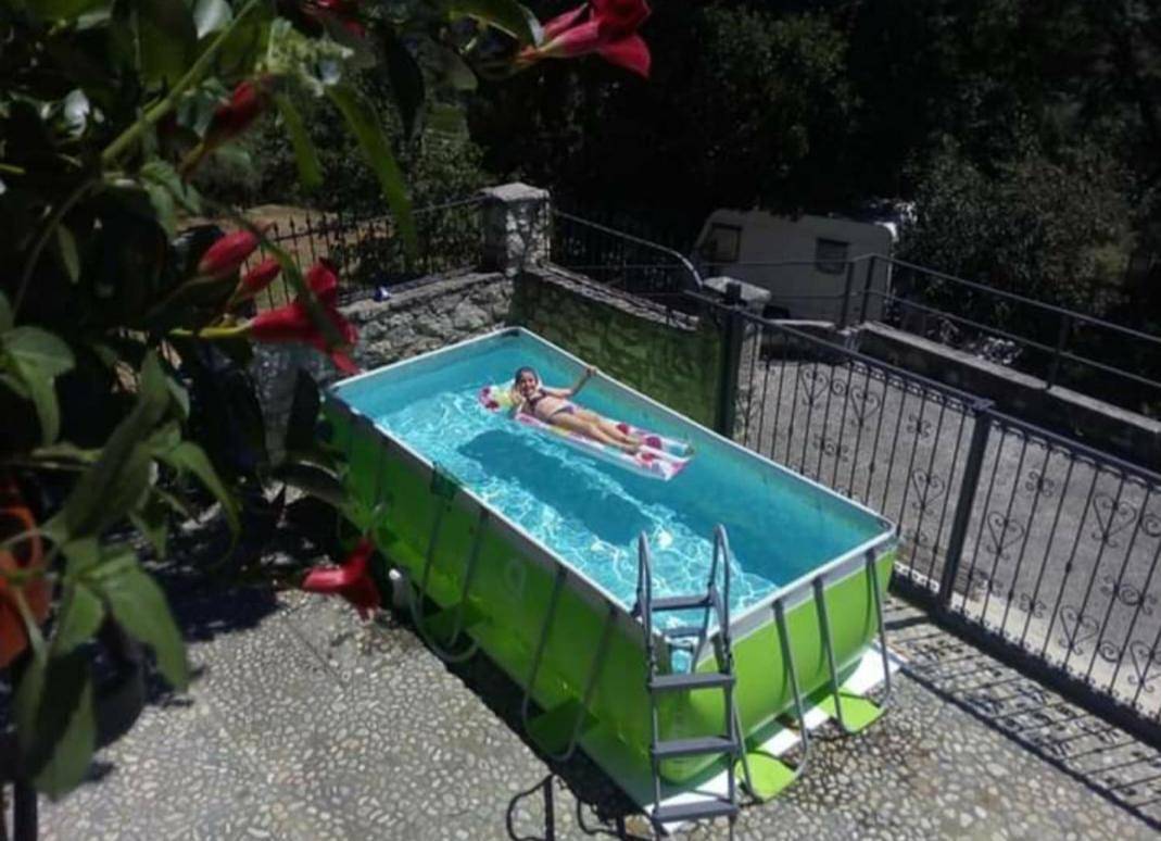 Double or Twin Room with Private Bathroom in Pescosansonesco, Gran Sasso