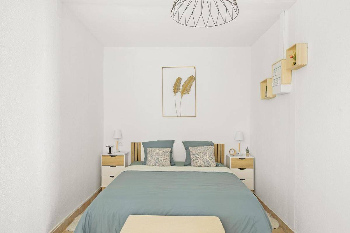 Appartement entier, One-Bedroom Apartment in Hyeres, Parc national de Port-Cros