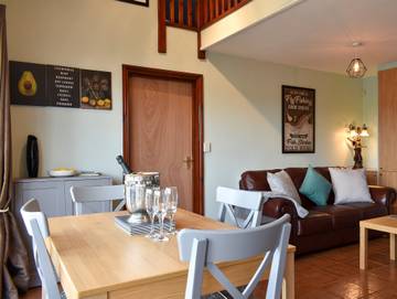 Log Cabin for 4 People in County Durham, North East England, Photo 3