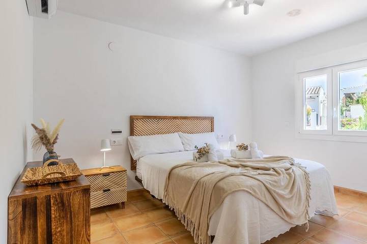 Filter.long_travel.villa für 8 Personen, mit Balkon und Terrasse sowie Garten in Moraira - 2