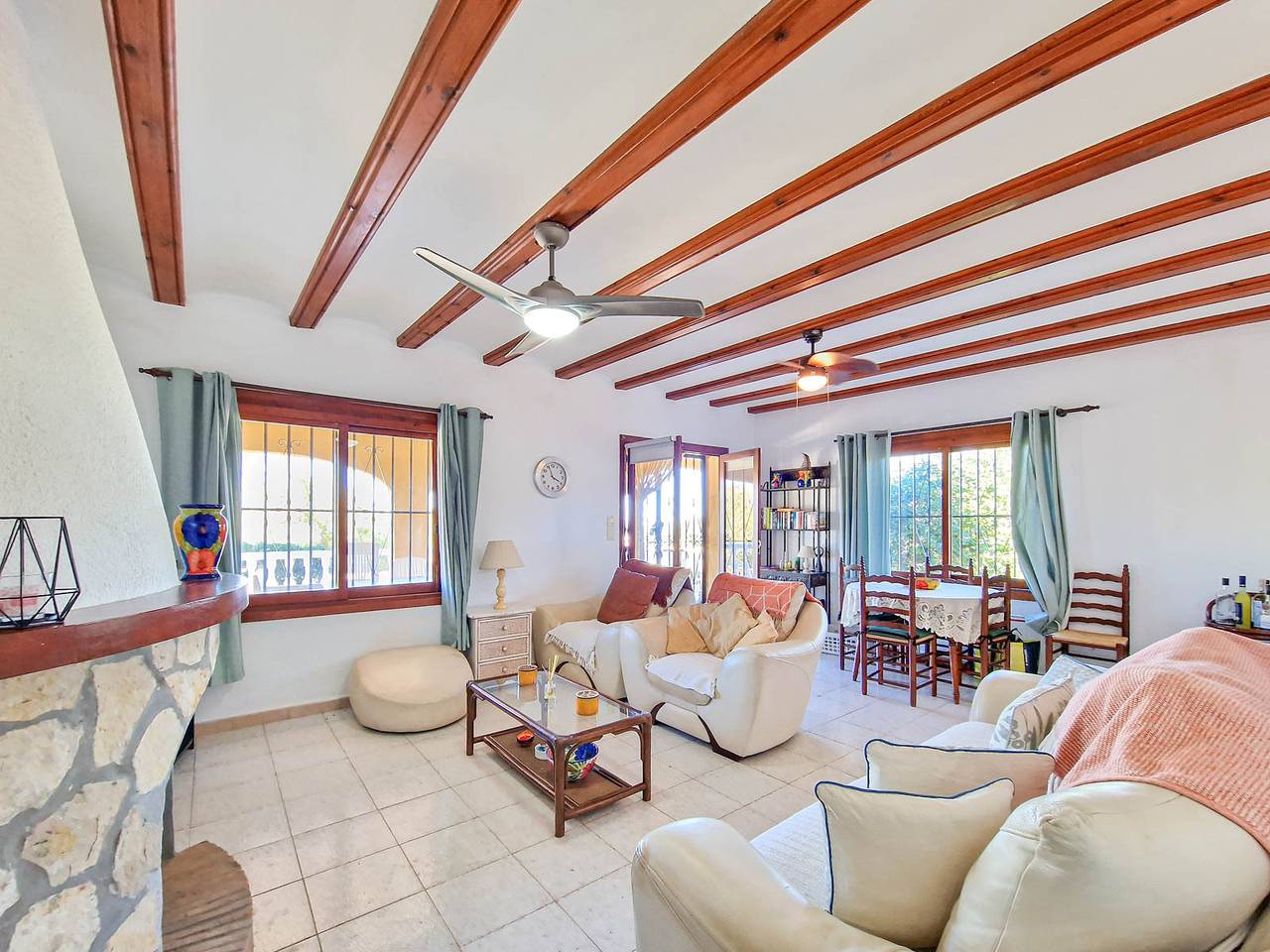 Casa de vacaciones 'Fortunata' con vistas a la montaña, Wi-Fi y aire acondicionado in Benitachell, Costa Blanca