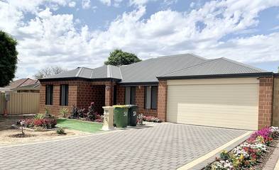Holiday Home for 10 People in Cannington, Perth, Photo 2