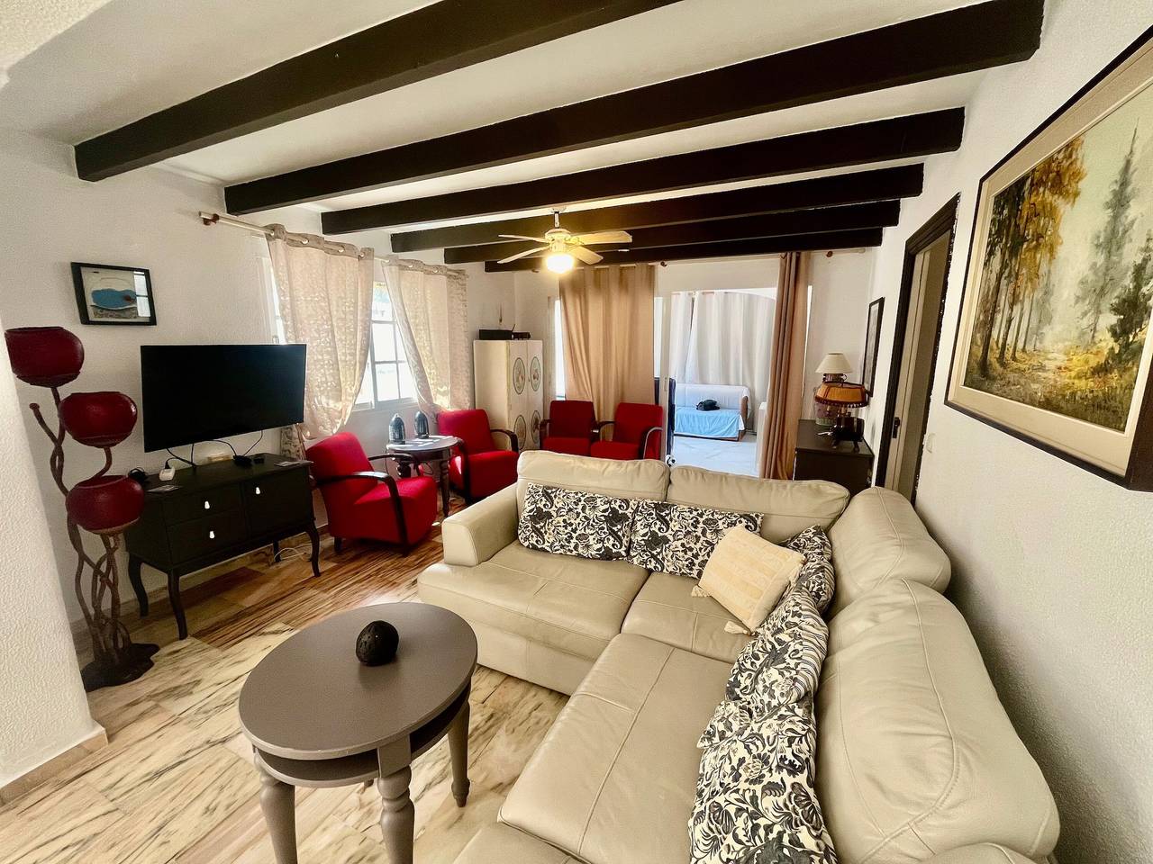 Villa Marbella 300 m from the Beach with Pool in Las Chapas, Marbella