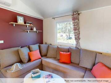 Camping pour 8 Personnes dans Les Mathes, Région de Rochefort, Photo 2