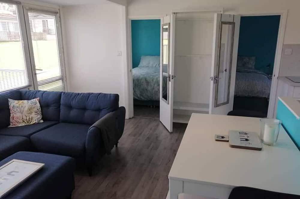 2-bedroom sea view property 1 min from the sea & Sw Coast Path in Westward Ho, Hartland Devon Heritage Coast