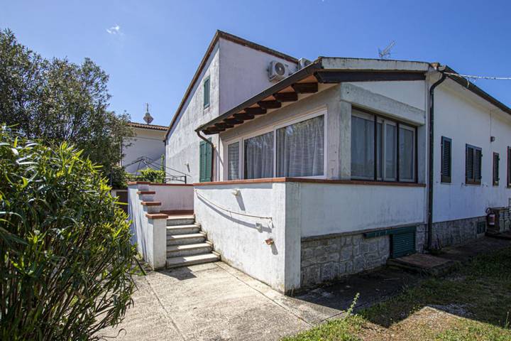 Ferienwohnung für 5 Personen, mit Garten in Marina di Campo