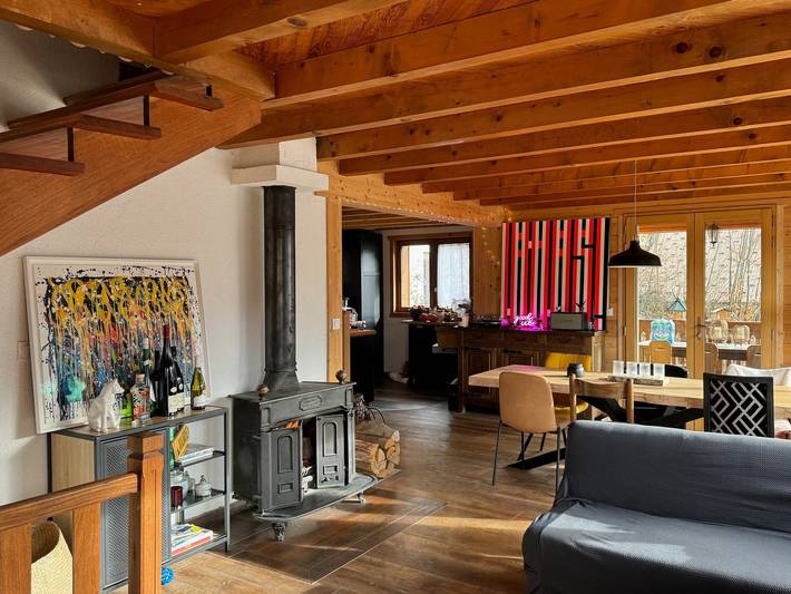 Spacious chalet for 12, 4 beds, 4 baths, equipped kitchen, parking, fireplace in La Chapelle-d'Abondance, Les Portes du Soleil