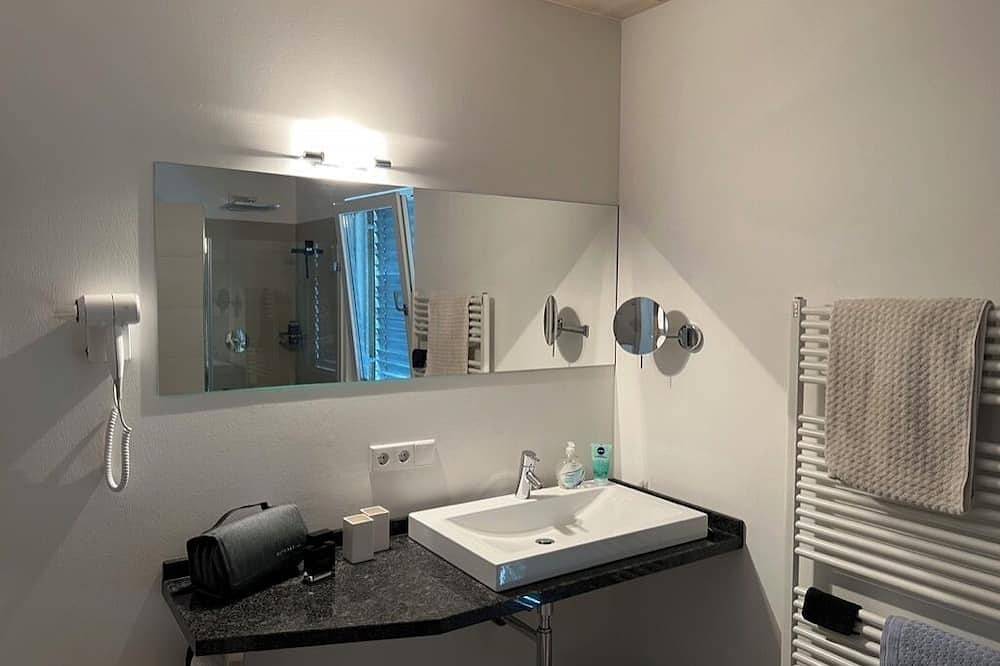 Geheel appartement, Your very special holiday location - Our Feriensuite Deluxe Laka Weissensee in Weissensee, Oberkärnten